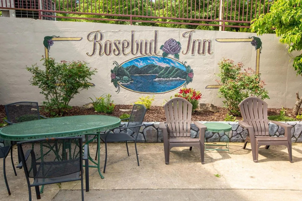 Rosebud Inn 3*