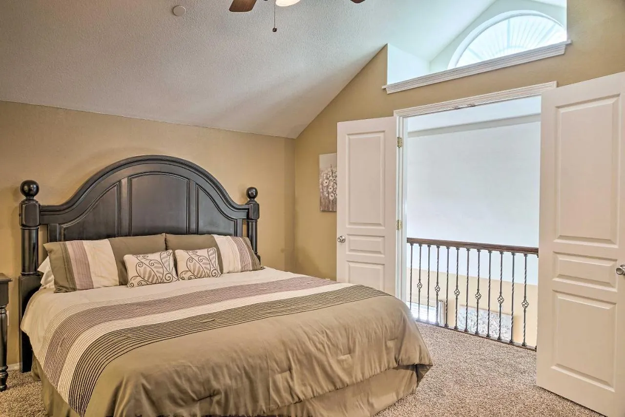 Apartment Family With Pool Access, Near Table Rock Lake!
