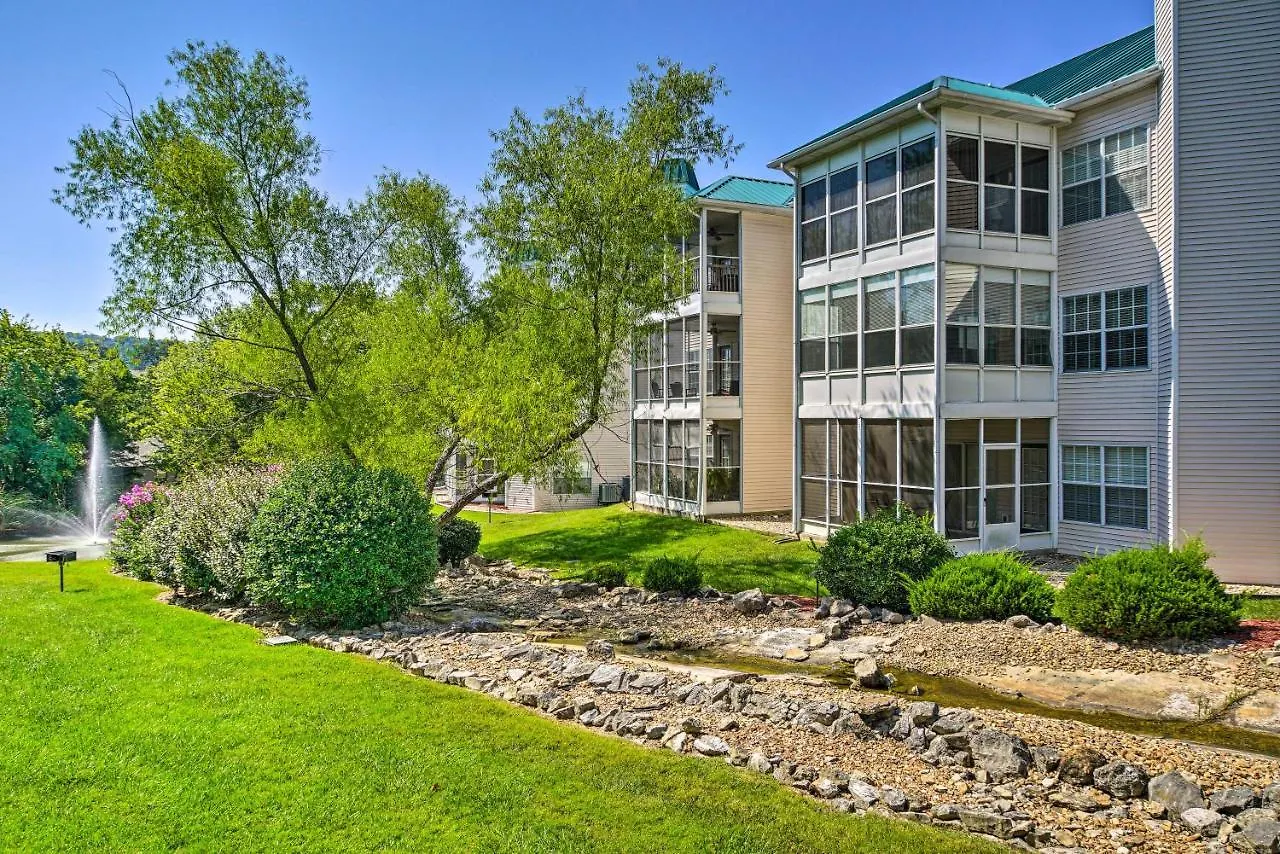Family With Pool Access, Near Table Rock Lake! * Branson