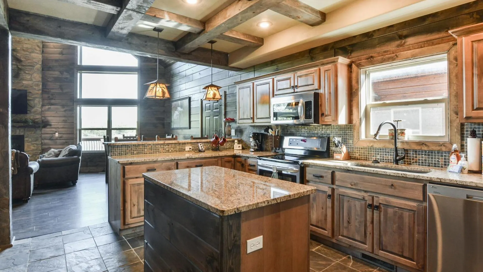Watermill Cove Luxury Lakefront 2mi To Sdc Free Amenities Huge Pool Nyaraló