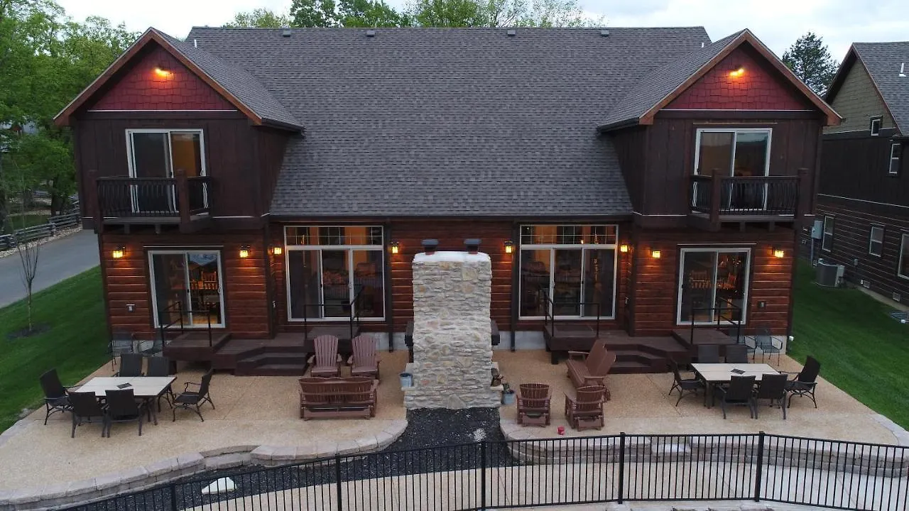 Holiday home Luxury Lakefront Minigolf Huge Pool Kayaks 2mi To Sdc Dock *