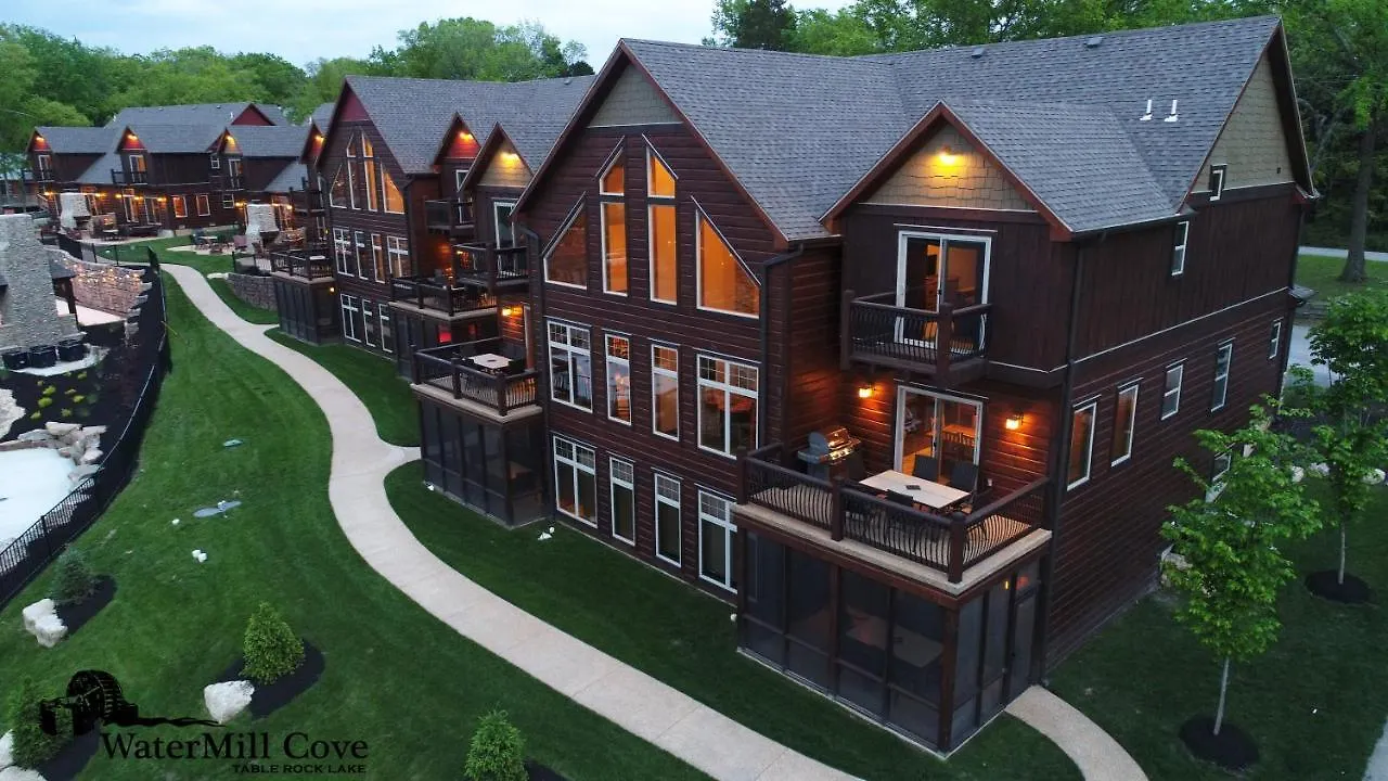 Watermill Cove Luxury Lakefront Theatre 2mi To Sdc Pool Kayaks Dock Holiday home