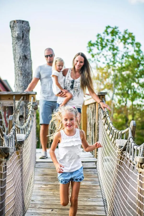 Watermill Cove 8bed Lakefront 2 Miles To Sdc Huge Pool