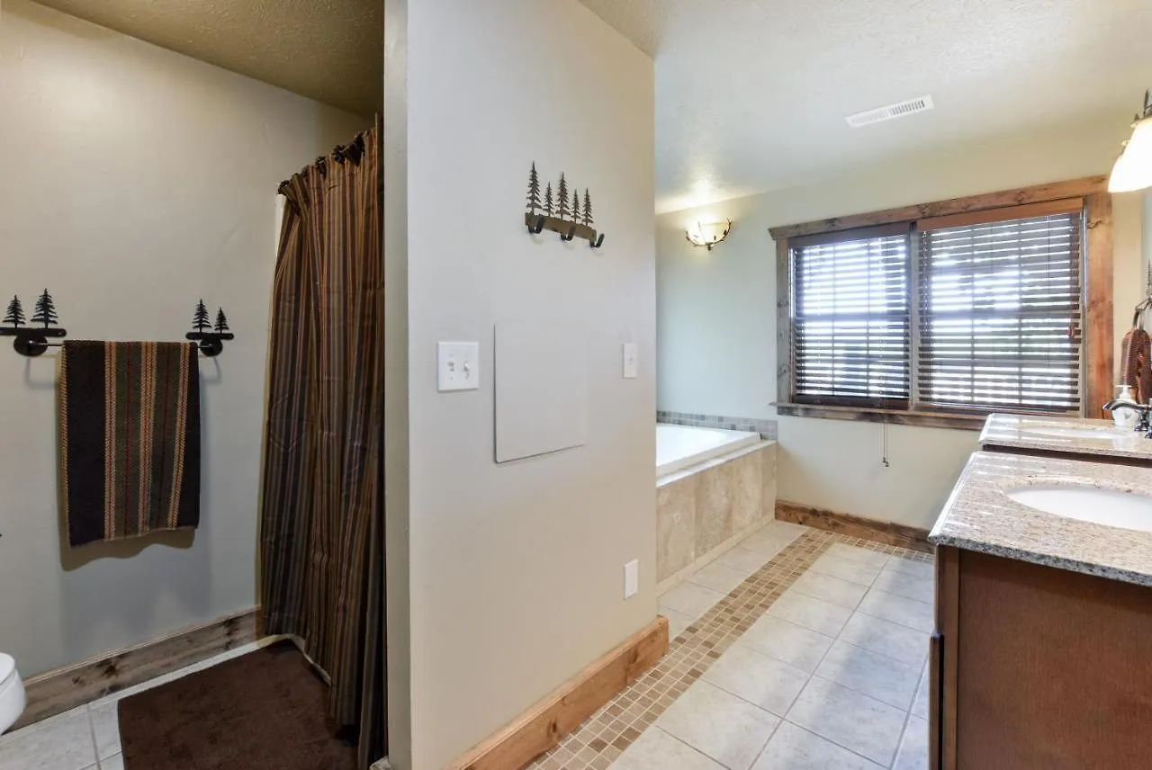 Holiday home Watermill Cove Lakefront 2 Mi To Silver Dollar Pools Mini Golf Branson