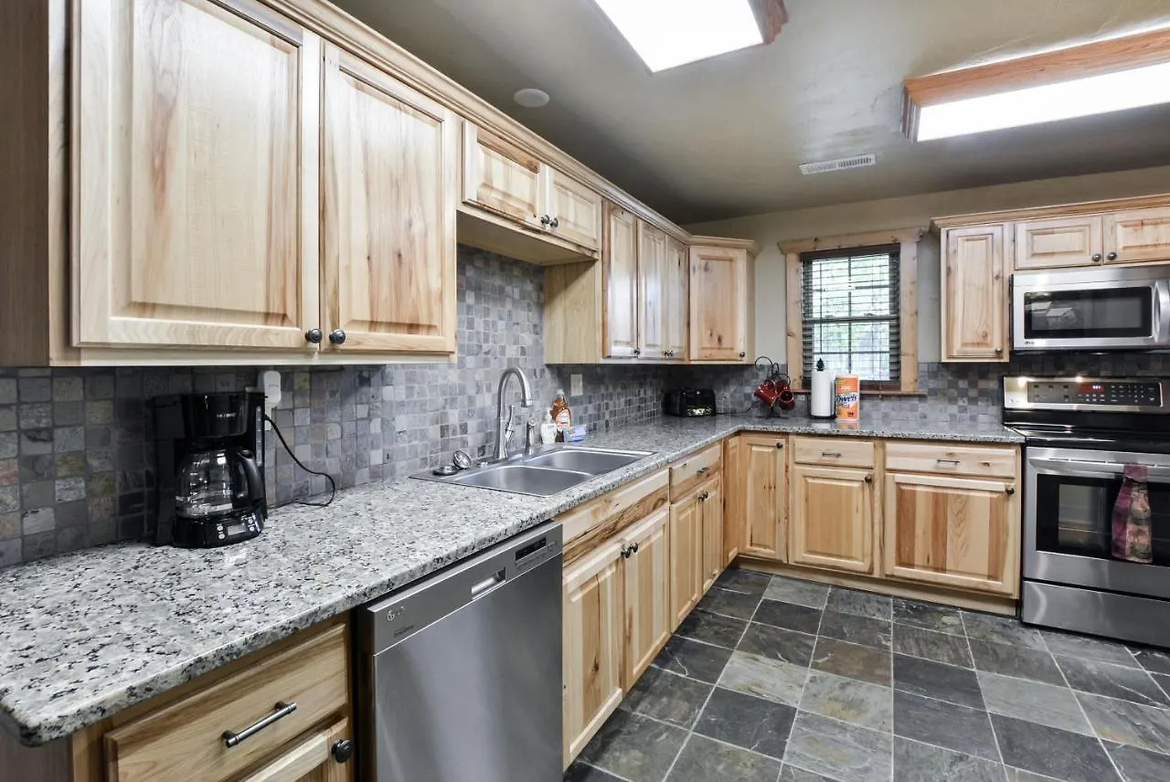 Holiday home Watermill Cove Lakefront 2 Mi To Silver Dollar Pools Mini Golf