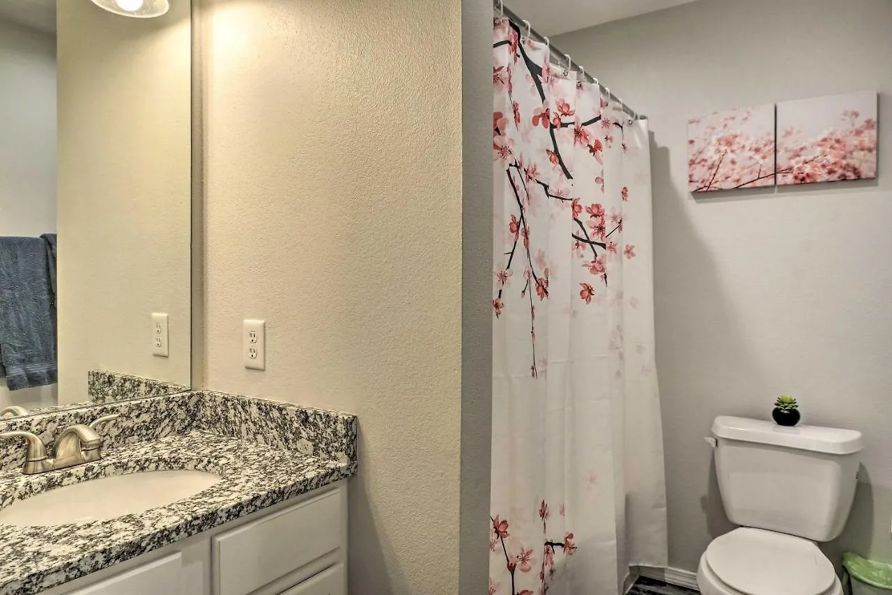 Apartman Centrally Located Brandon With Pool Access *