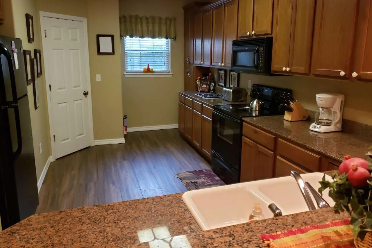 Indian Point 3 King Bedrooms * Branson