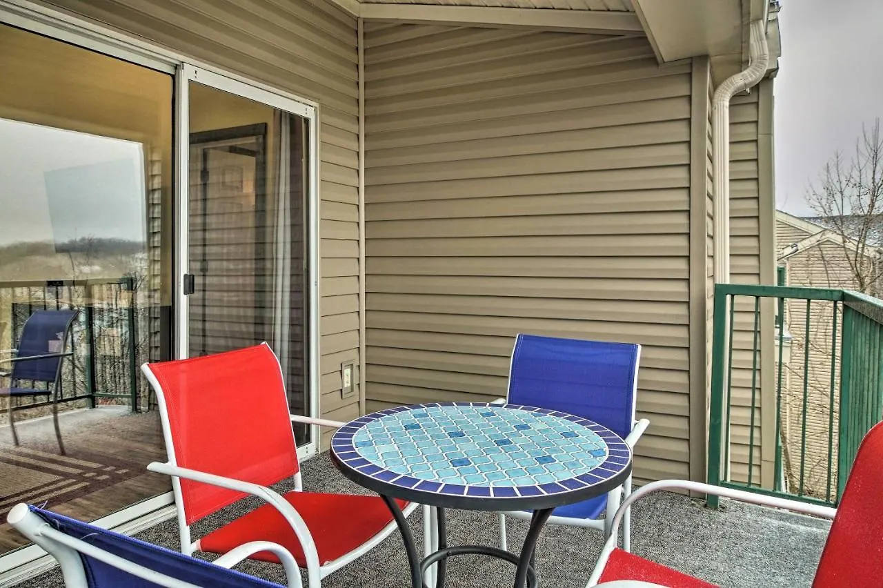 Vibrant Hills With Balcony * Branson