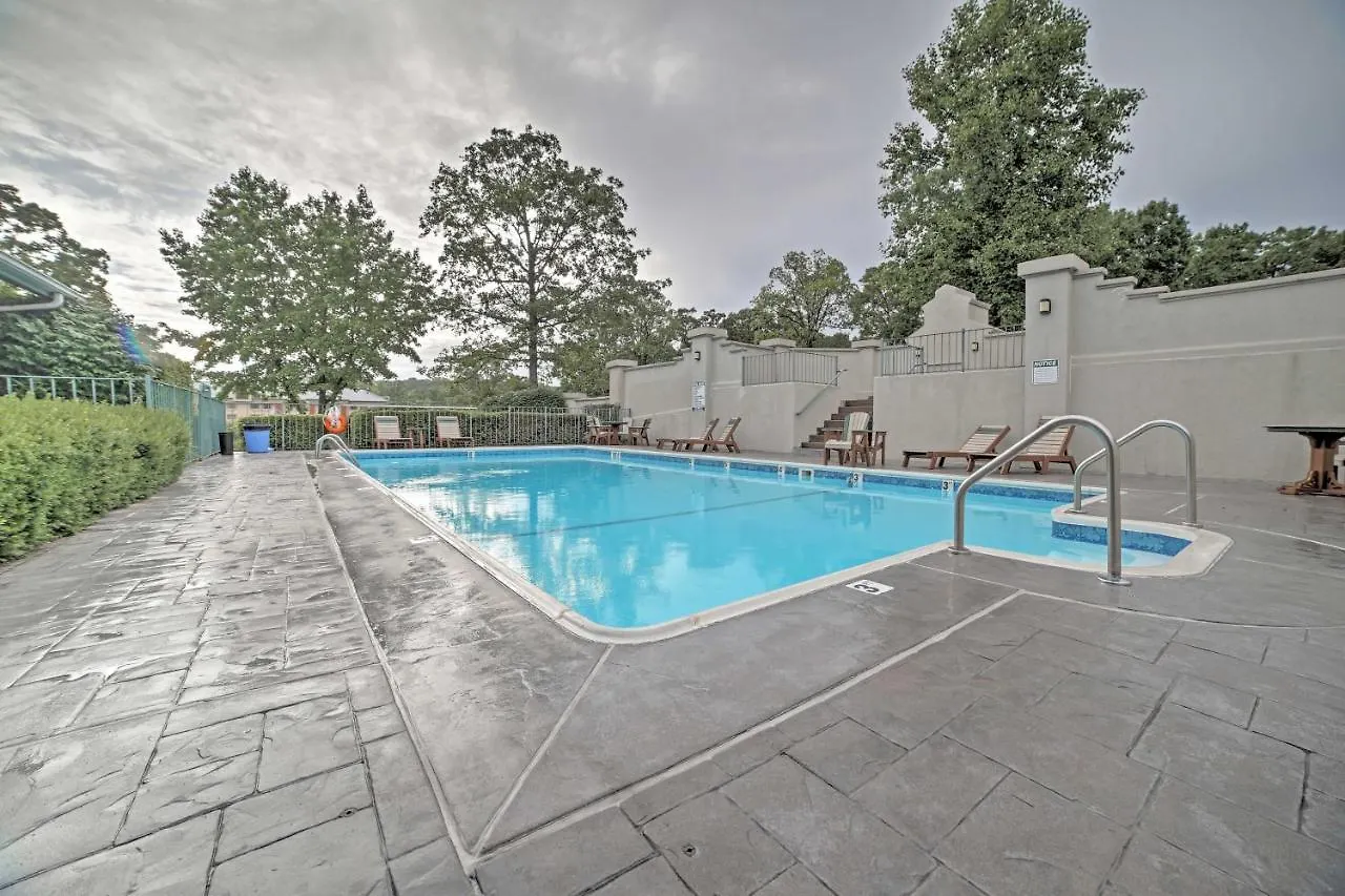 Appartement Amidst Action With Pool Access And Golf! Branson