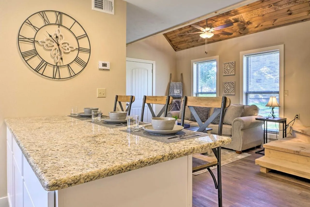 The Cozy With Taneycomo Access!