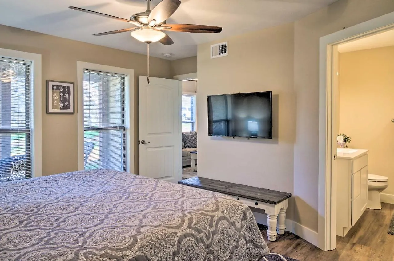 The Cozy With Taneycomo Access! * Branson