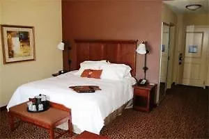 Hampton - Hills Hotel