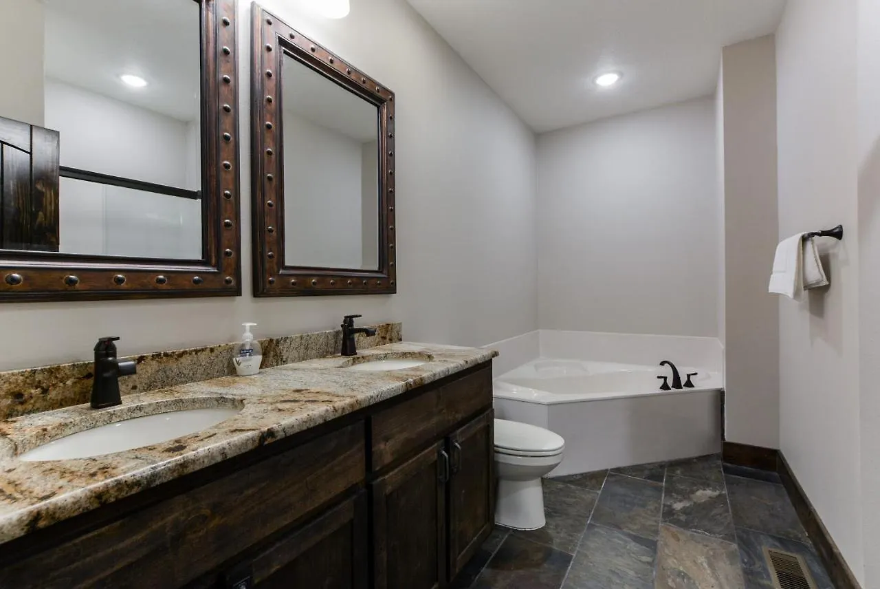 73 Holiday home Branson