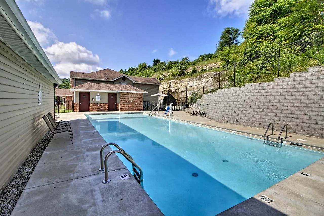 Apartman With Patio, 4 Mi To Silver Dollar City!