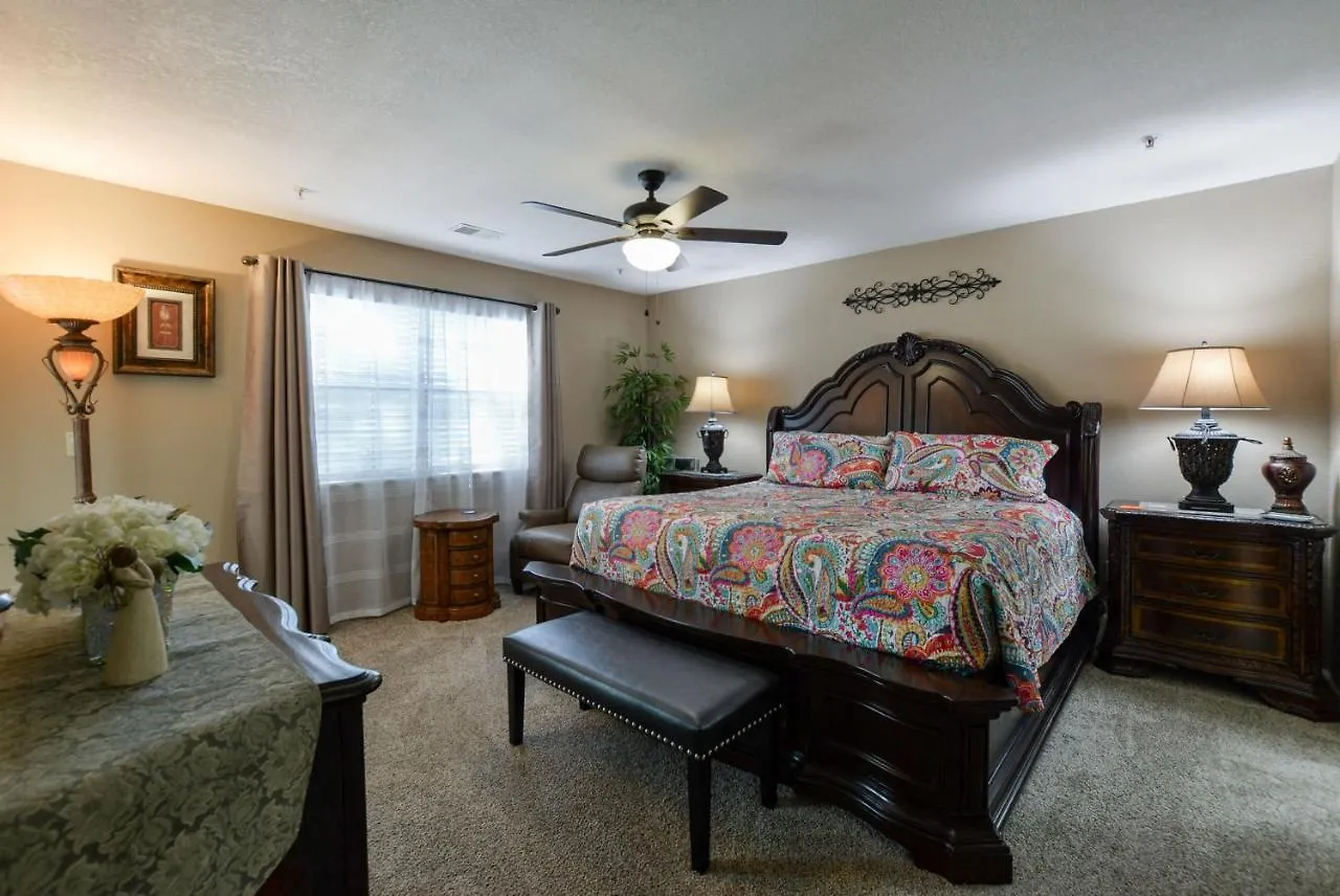 Aparthotel Thousand Hills Luxury Condos: Heart Of Retreat *