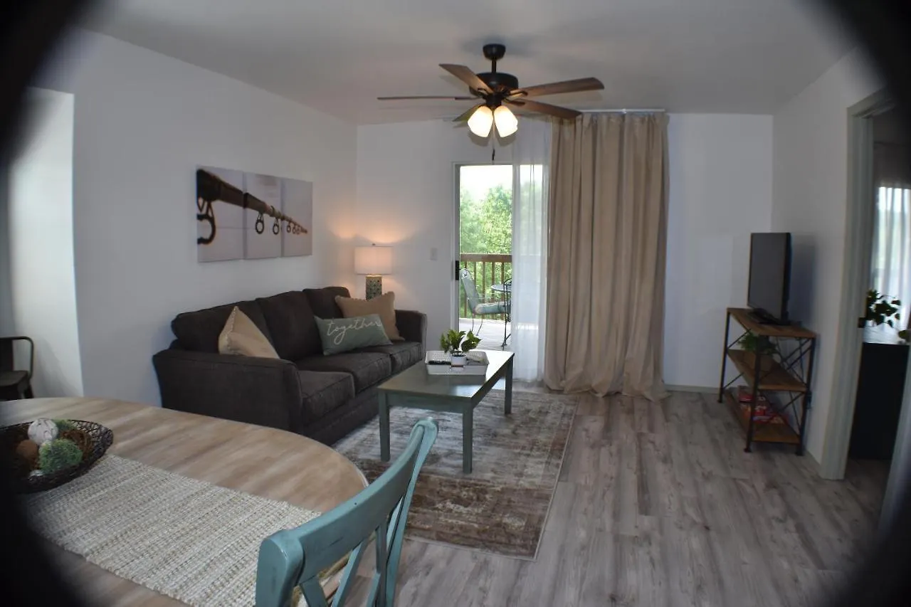 My Table Rock Retreat Apartment Branson