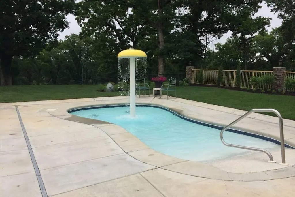 Bear Cub Retreat Holiday home Branson
