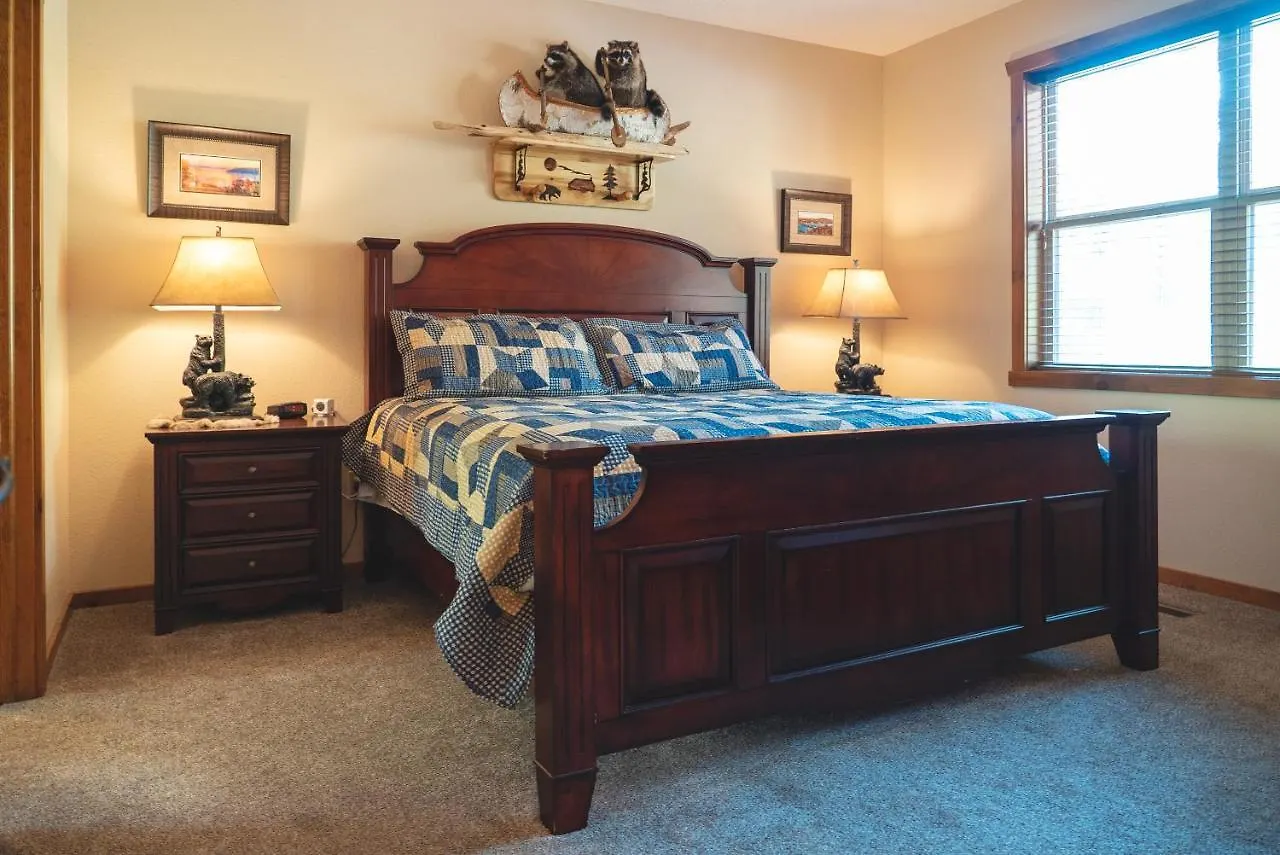 Bear Cub Retreat Branson