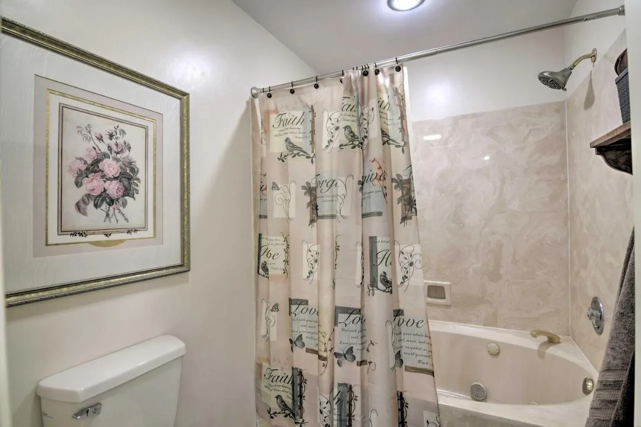 Apartment Spacious 3 Mi To Table Rock Lake! *