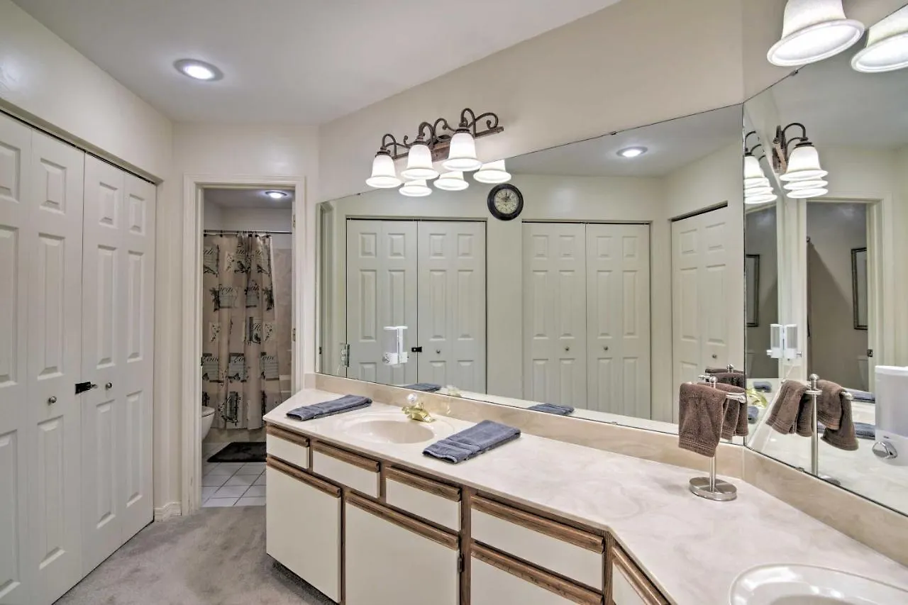 Spacious 3 Mi To Table Rock Lake! Branson