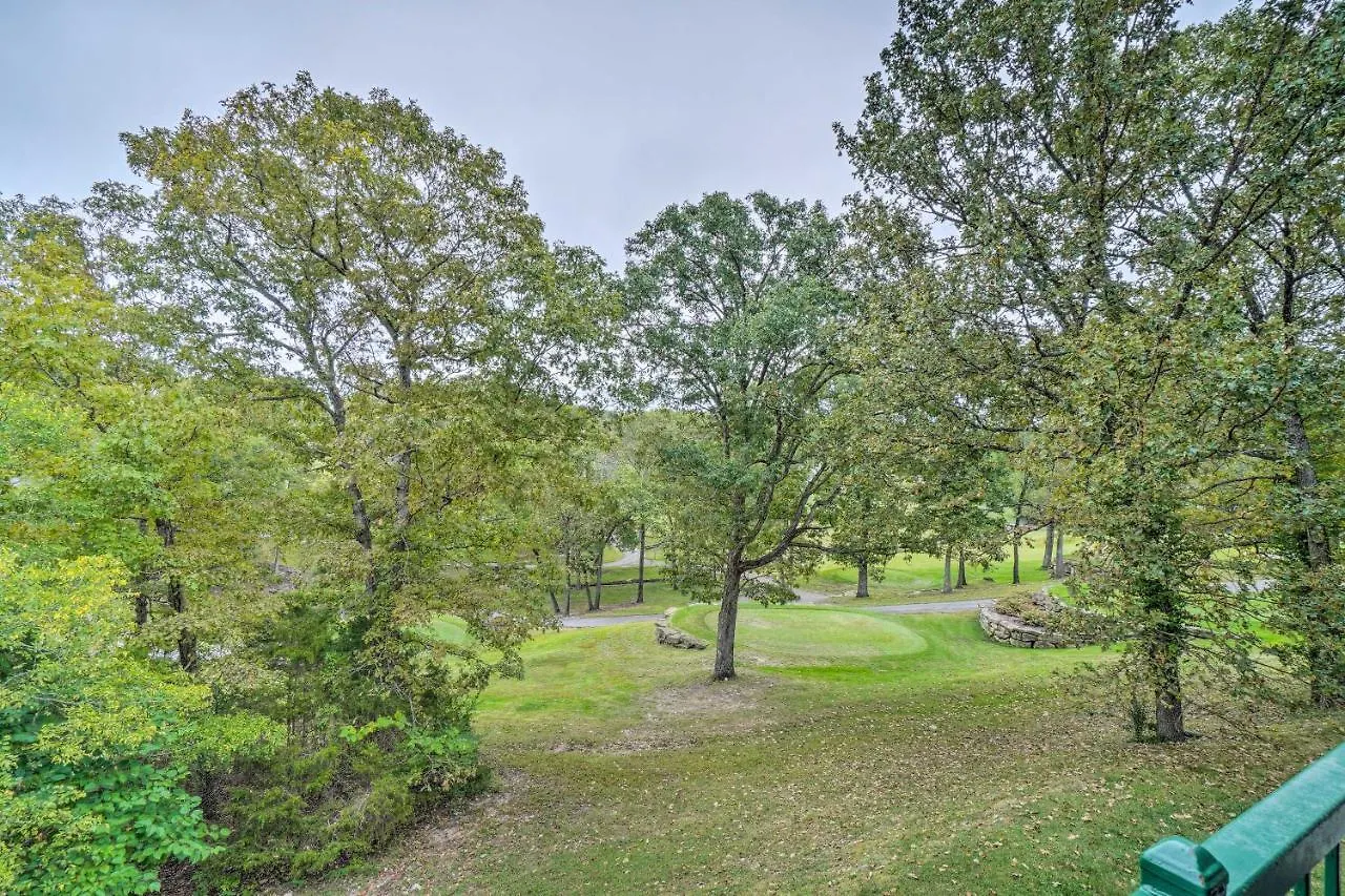 Resort-style Retreat 4 Mi To Strip