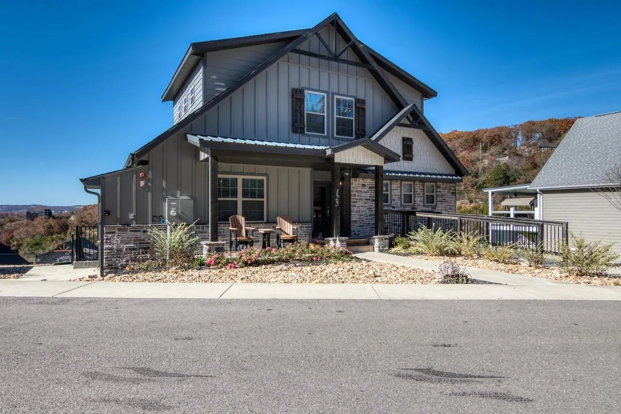 Holiday home Lakefront Haven