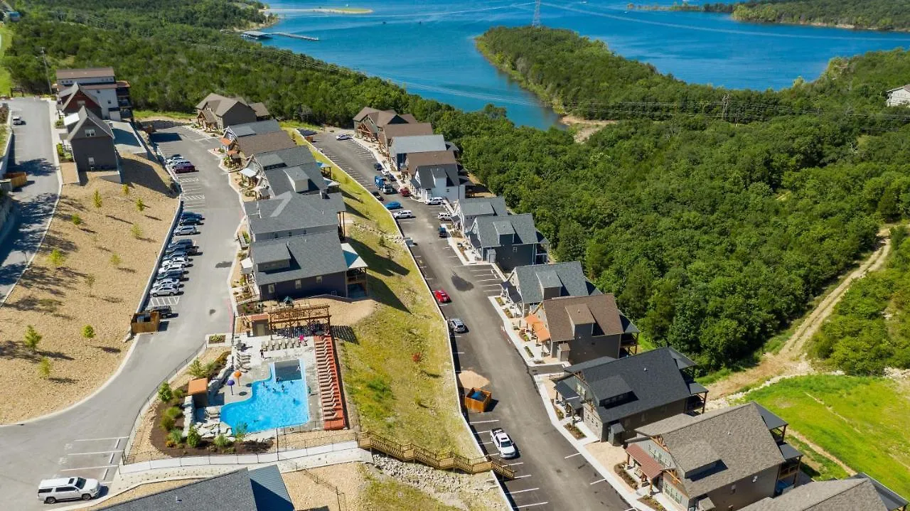 Lakefront Haven Holiday home Branson
