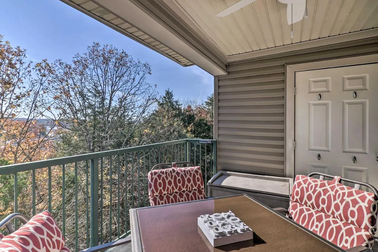 Modern About 3 Mi To Landing Apartment