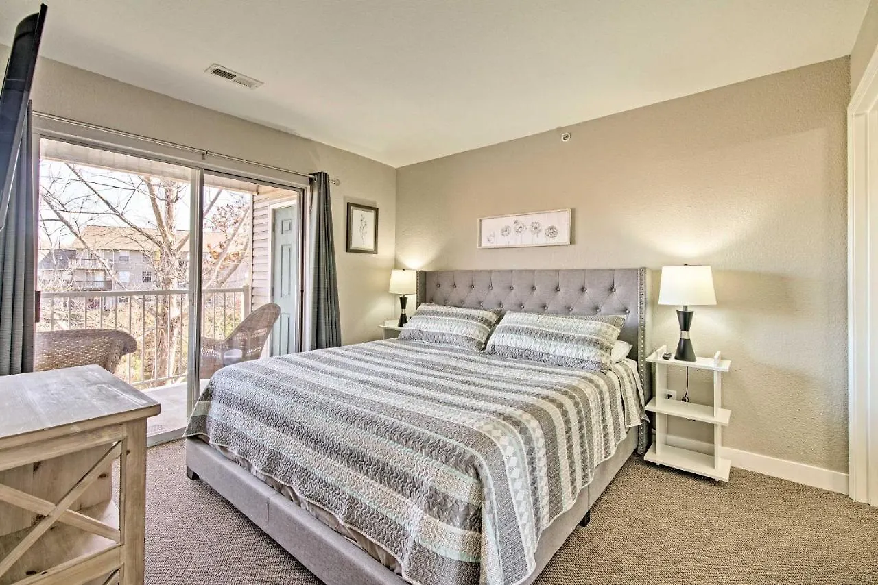 Apartment With Pool Access 3 Mi To Strip!