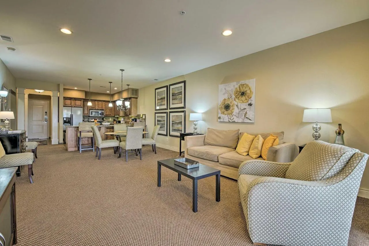 Inviting With Outdoor Dining Area Apartment *