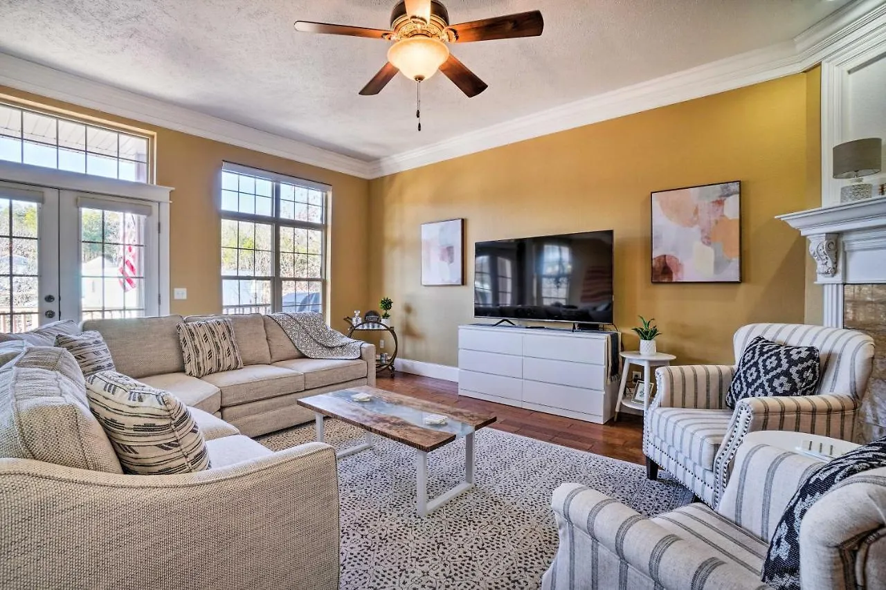 Magnificent Hideaway With Game Room! Holiday home