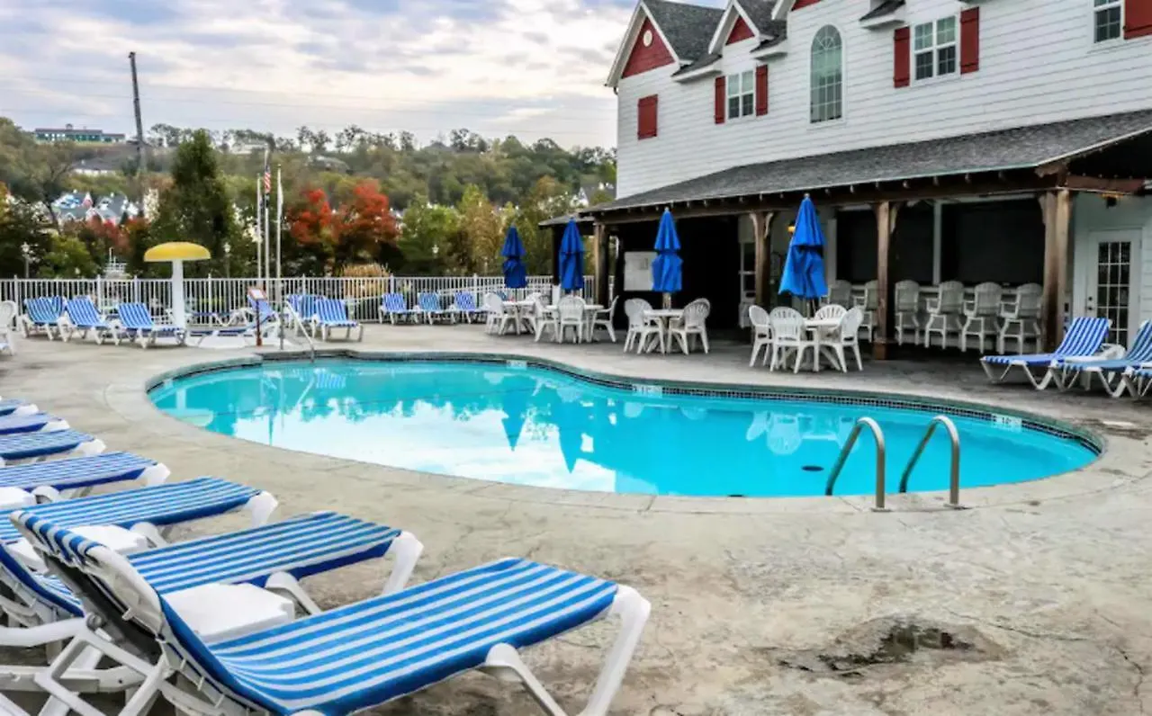 Stormy Point Village Resort 4*