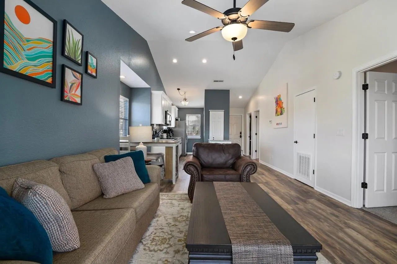 Eagle Nest Pristine Dream Apartment Branson