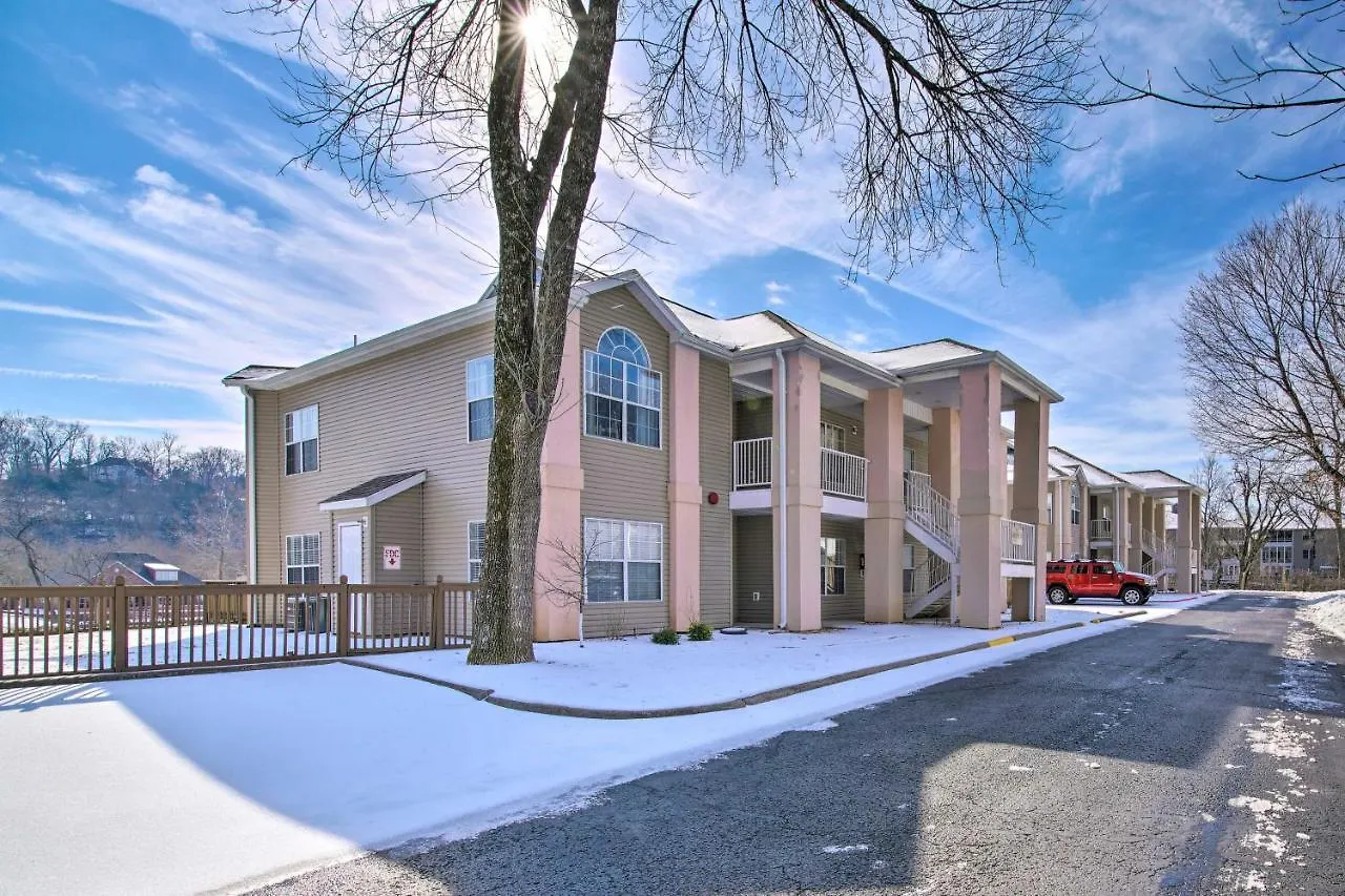 Apartment And Sunroom And Pool Access, Walk To Marina *