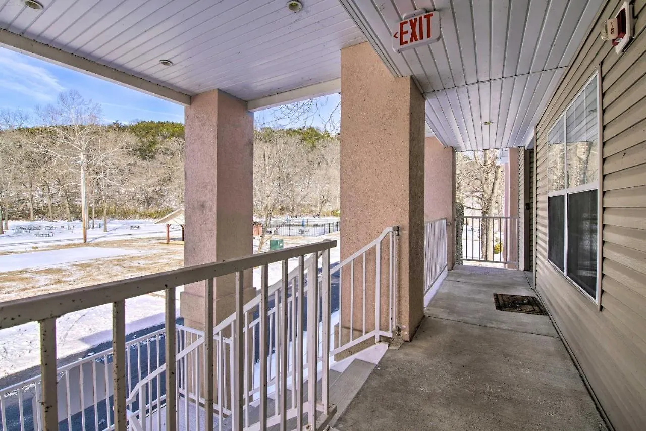 And Sunroom And Pool Access, Walk To Marina *