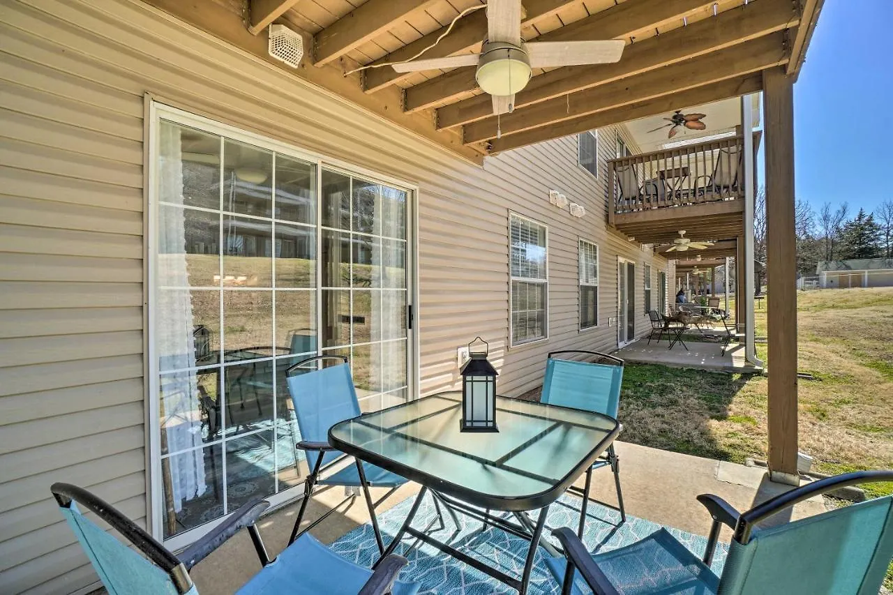 Centrally Located With Pool And Marina! *