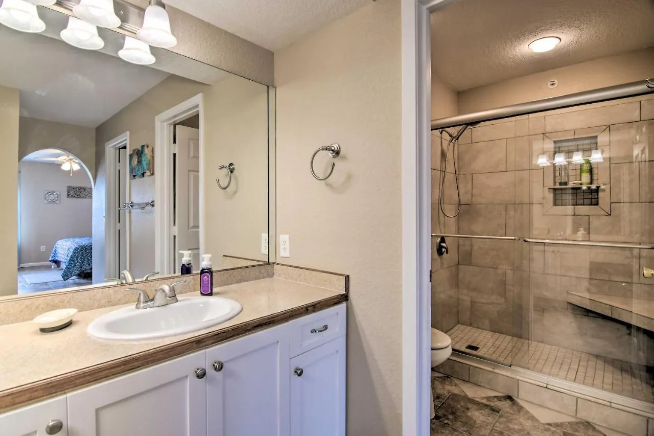 Apartment With Scenic Patio And Pool Access Branson