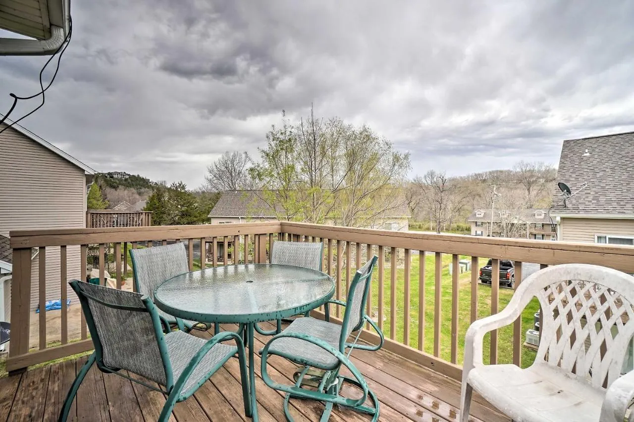 Relaxing Retreat By Fall Creek Marina Apartment