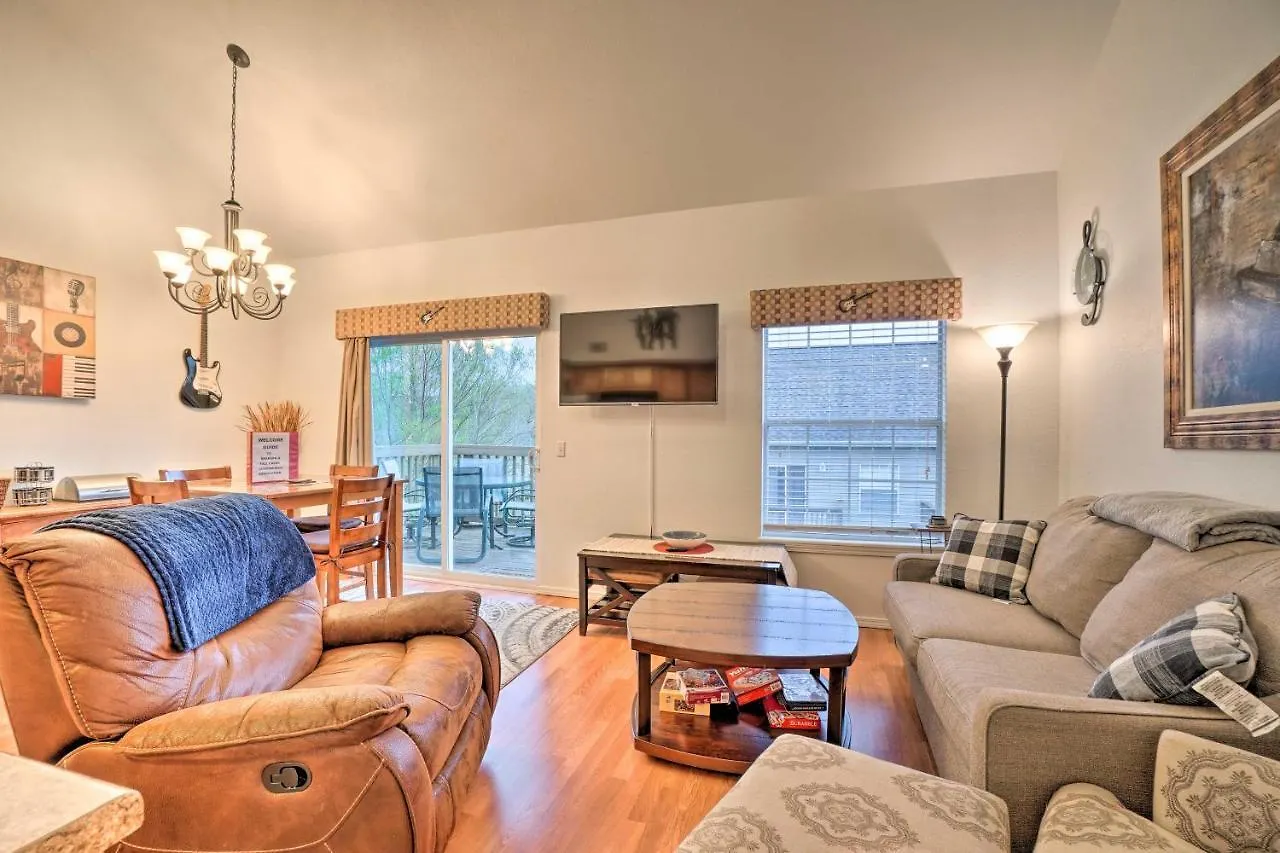 Relaxing Retreat By Fall Creek Marina Apartment *