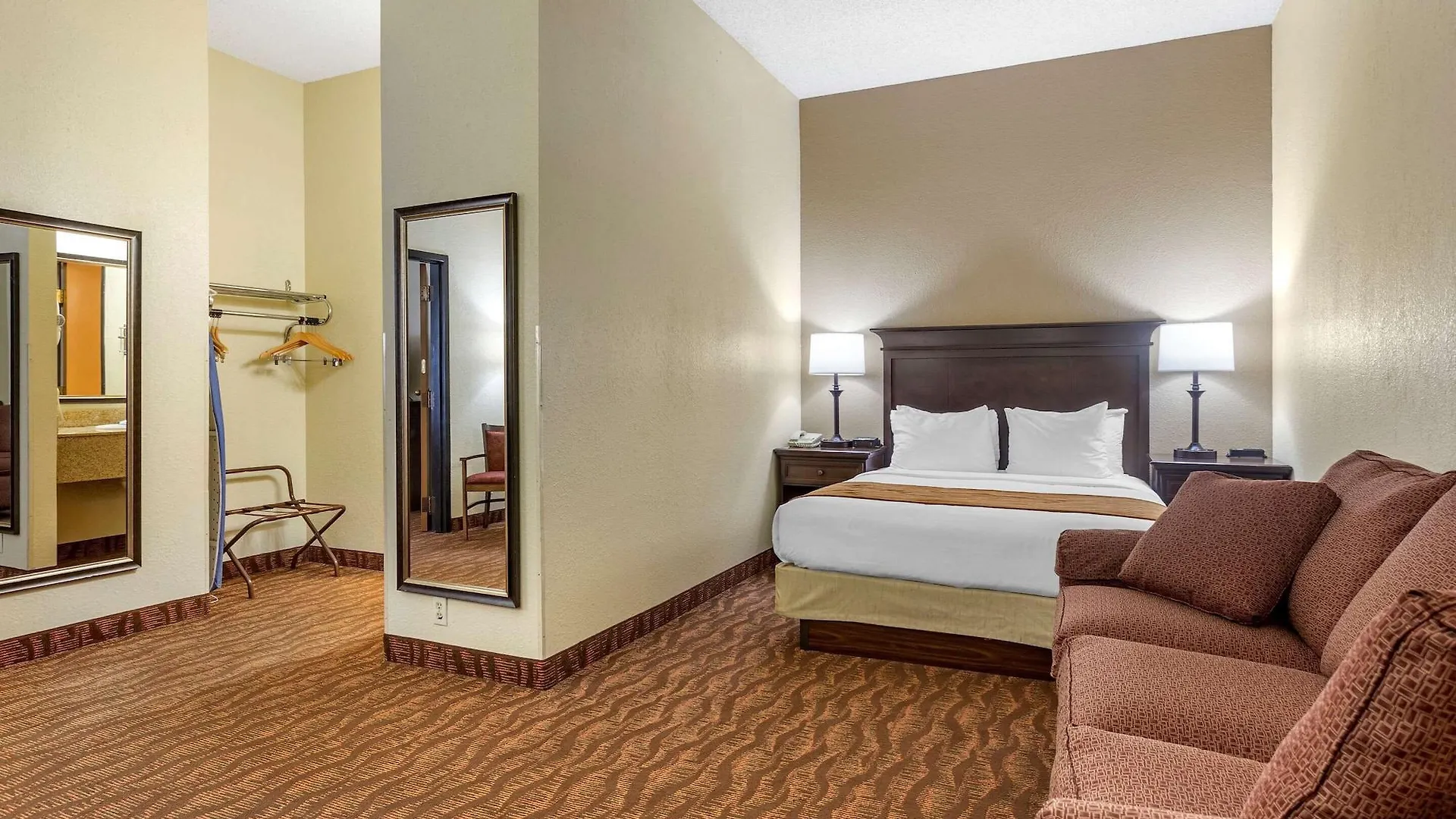 Comfort At Thousand Hills Inn 2*