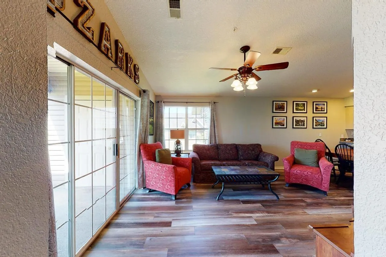 Cozy Ozark Getaway Hotel
