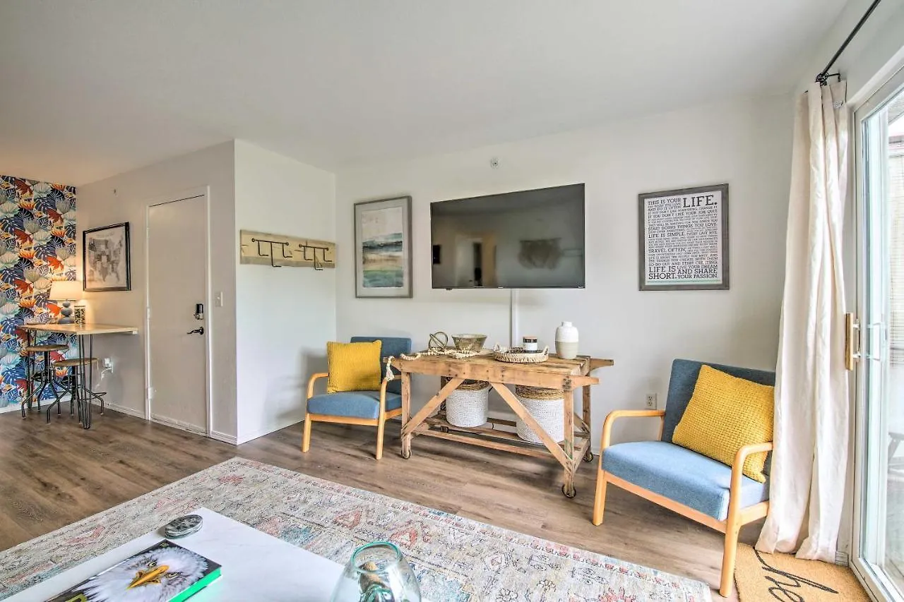 Cozy Retreat With Balcony, 2 Mi To 76 Strip Apartman Branson