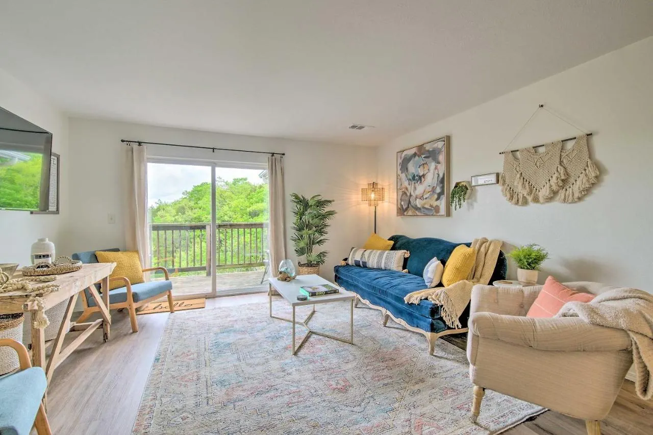 Apartman Cozy Retreat With Balcony, 2 Mi To 76 Strip