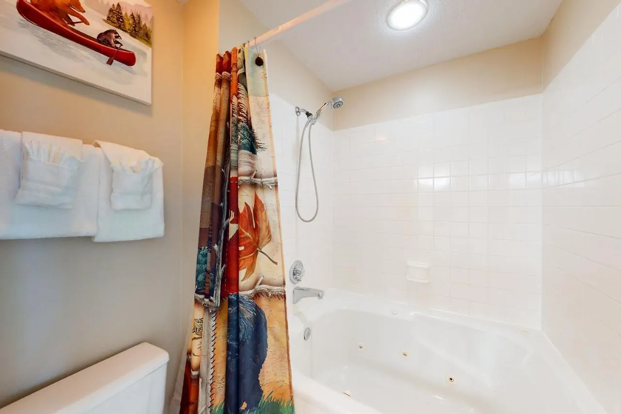 Cozy Ozark Getaway Branson