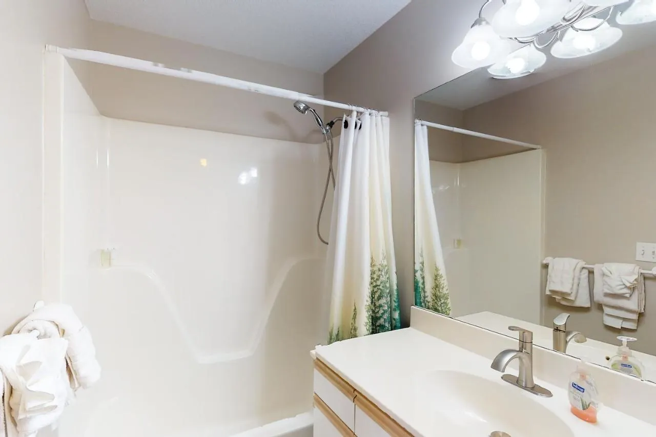 Cozy Ozark Getaway Branson