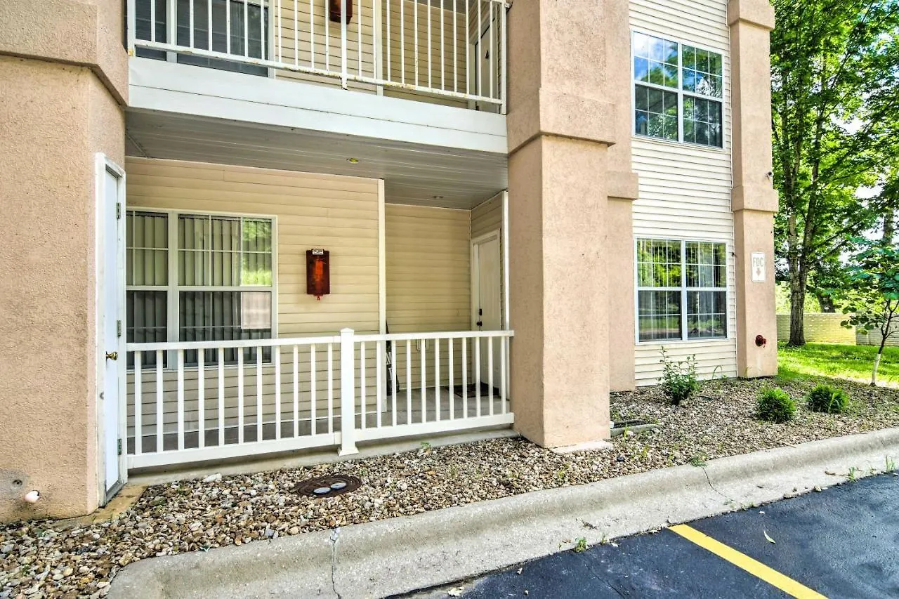 Apartman Waterfront Gem With Sunroom Less Than 4 Mi To Beach!