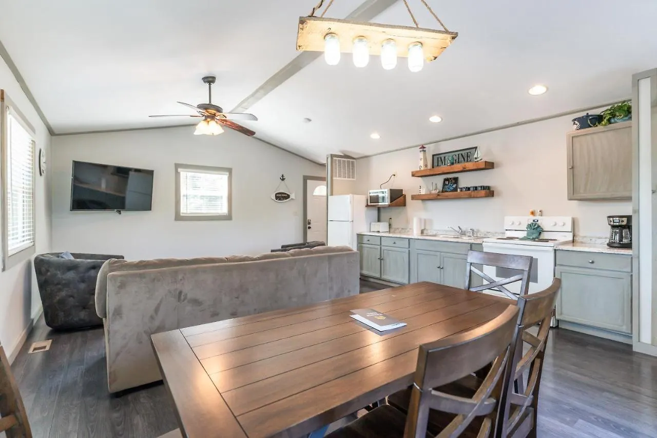 Holiday home White Wing Branson