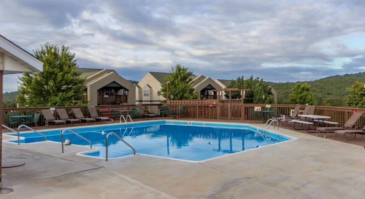 Pool Wi-fi Hot Tub Walk-in Silver Dollar 1504a Apartment Branson