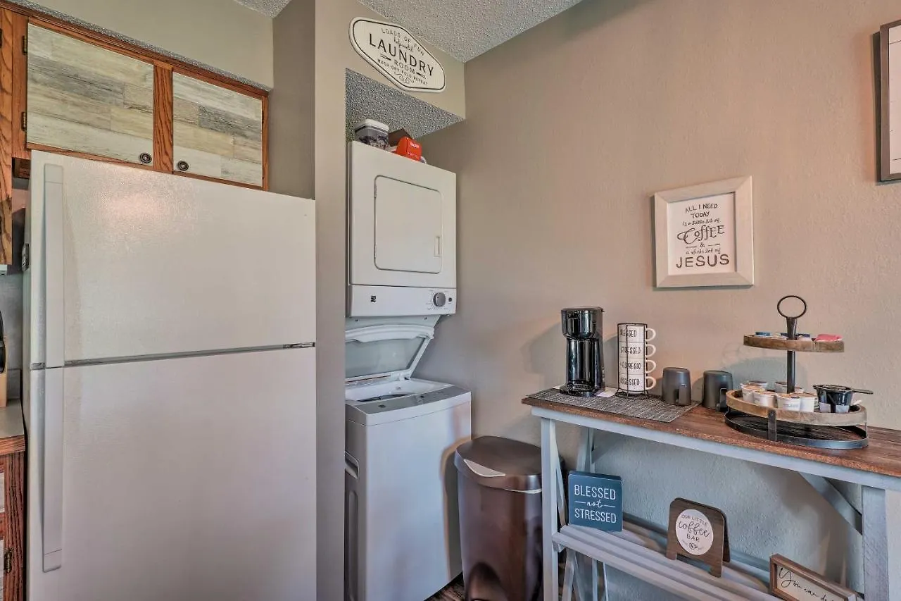Apartman About 8 Mi To Silver Dollar City! *