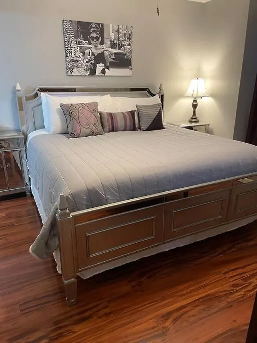Apartment Penthouse At Hills Book Today *